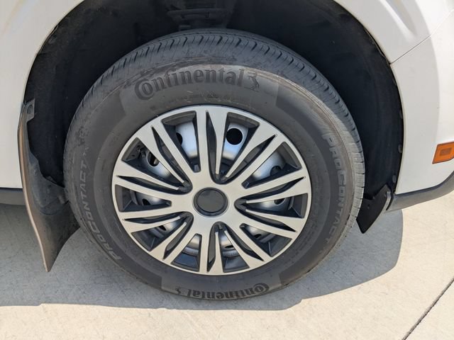 Used 2025 Ford Maverick XL FWD image 12