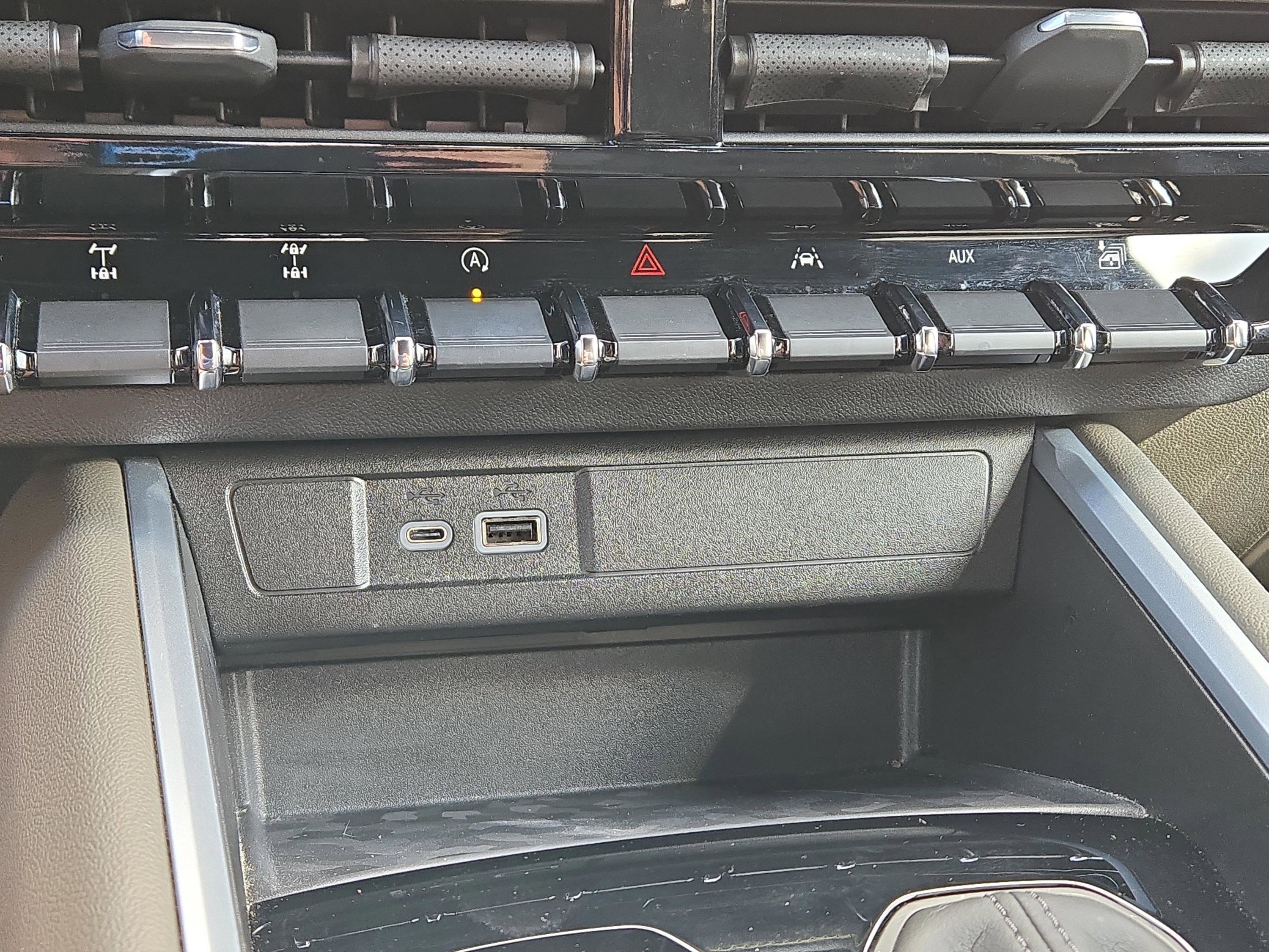 Certified 2024 Chevrolet Colorado ZR2 w/ Technology Package image 27