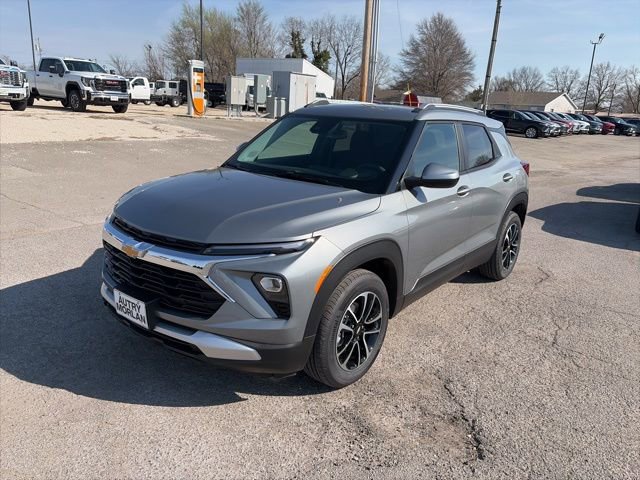 New 2026 Chevrolet TrailBlazer LT w/ Convenience Package FWD image 2