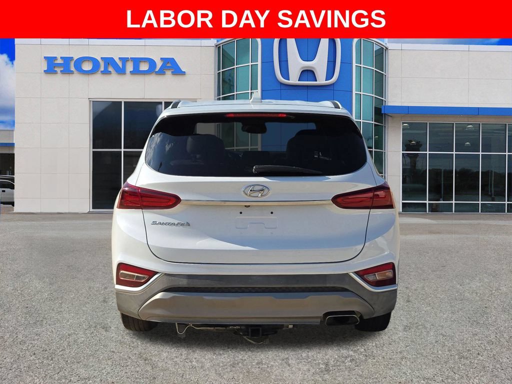 Used 2019 Hyundai Santa Fe SEL FWD image 4