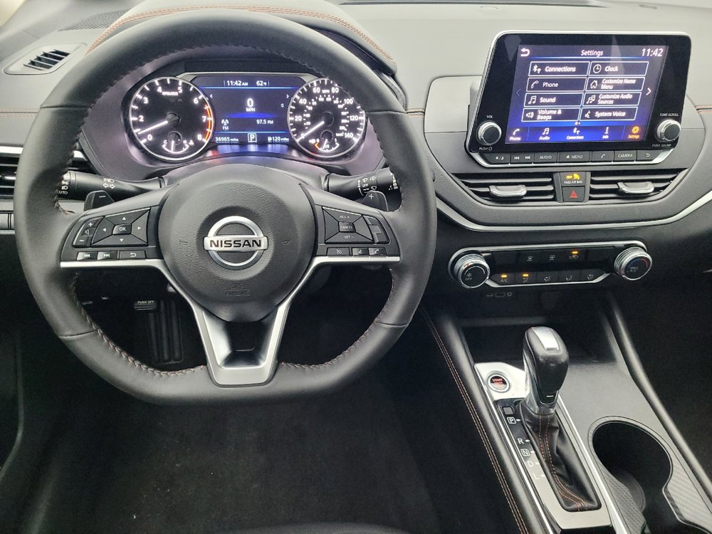 Used 2022 Nissan Altima 2.5 SR image 22