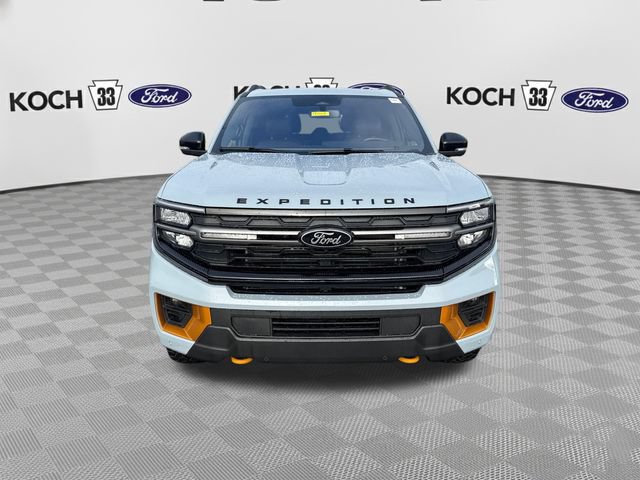 Used 2025 Ford Expedition Tremor AWD/4WD image 2