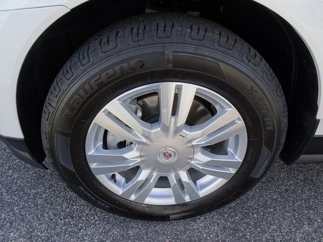 Used 2015 Cadillac SRX Luxury w/ Driver Awareness Package image 38