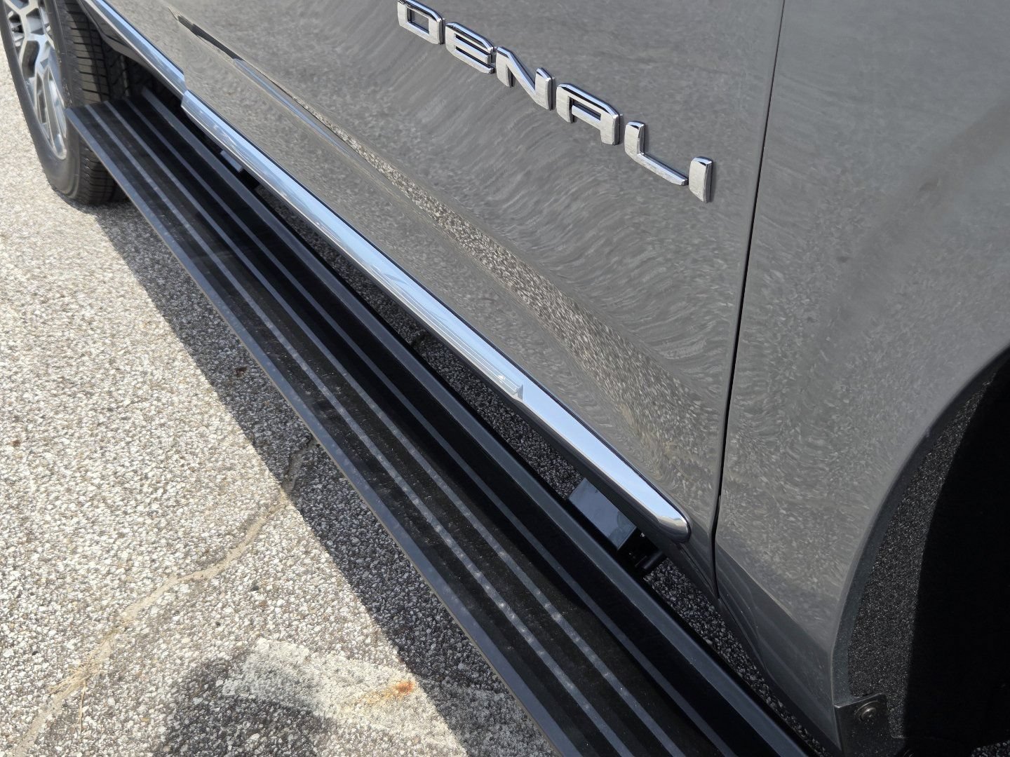 New 2026 GMC Yukon Denali w/ Sun & Power Step Package AWD/4WD image 23