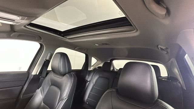 Used 2025 MAZDA CX-5 AWD 2.5 S w/ Preferred Package image 12