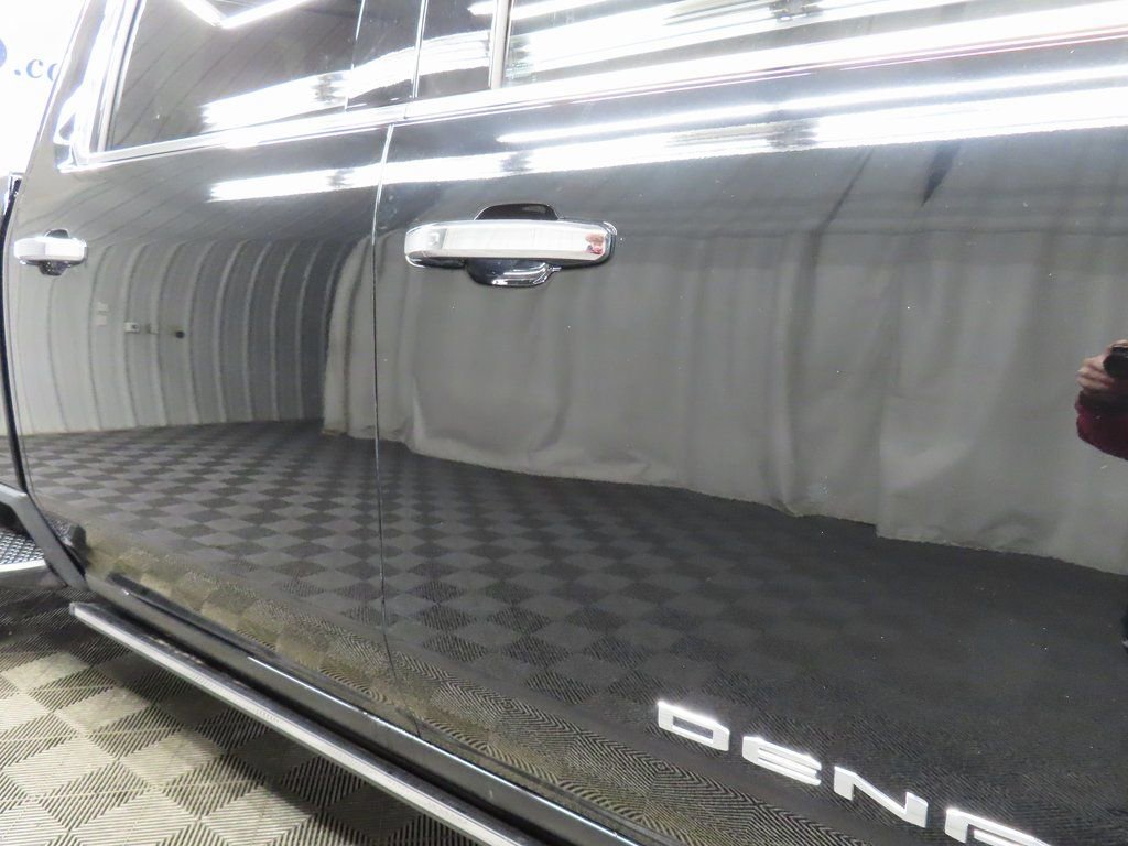 Used 2024 GMC Sierra 2500 Denali w/ Technology Package image 32