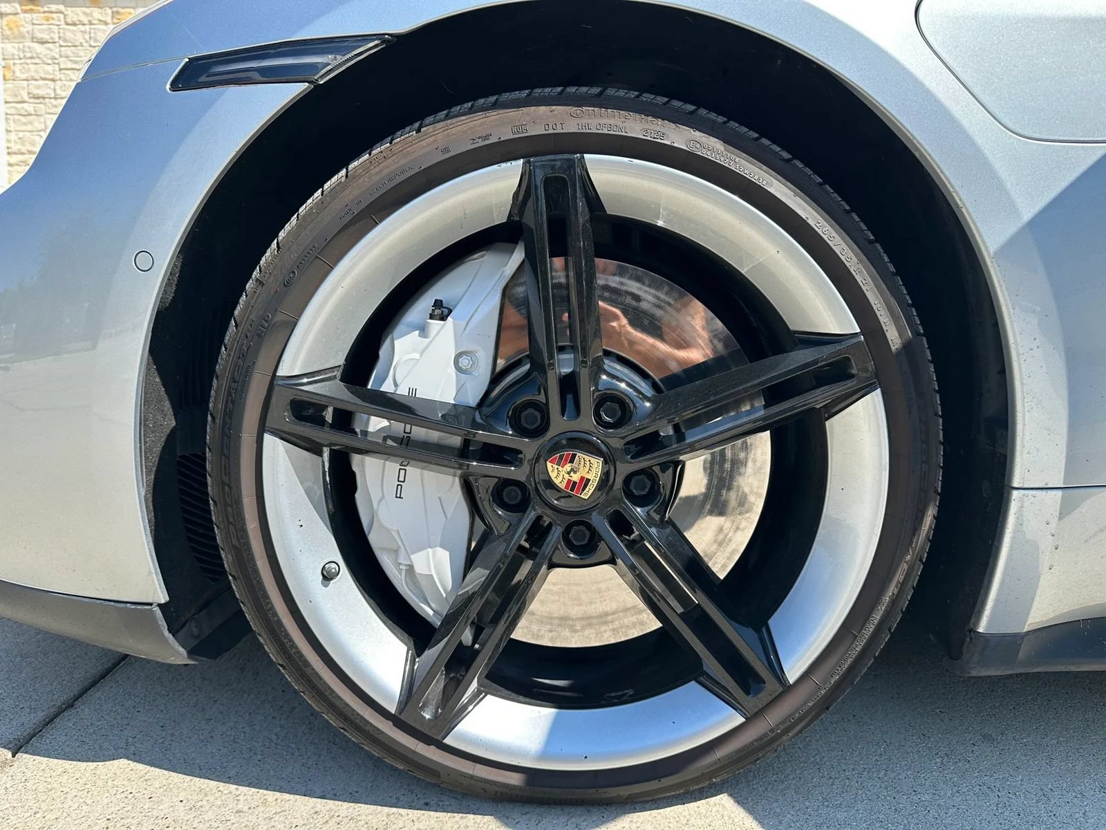Used 2020 Porsche Taycan 4S AWD/4WD image 19