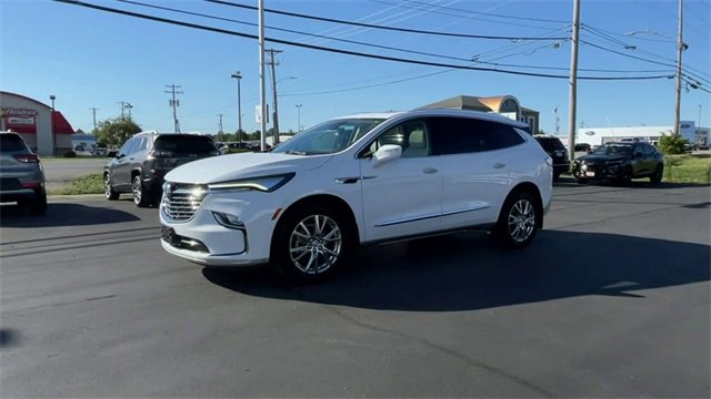 Certified 2023 Buick Enclave Essence w/ Experience Buick Package image 4