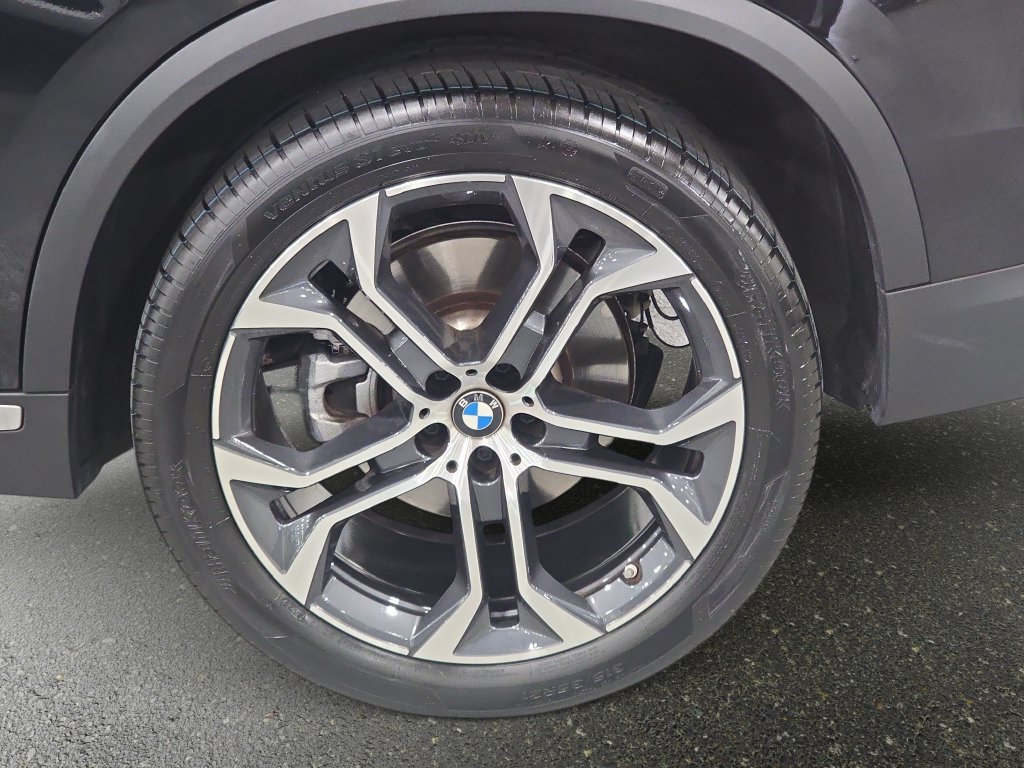 Certified 2025 BMW X5 sDrive40i RWD image 26