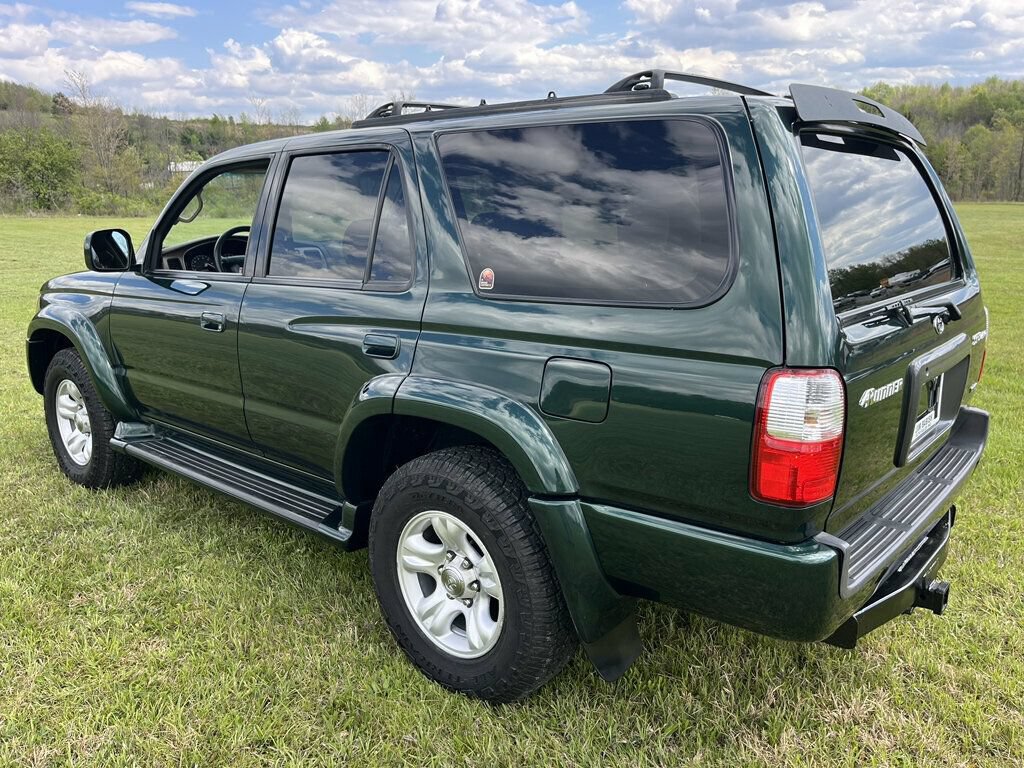 Used 2001 Toyota 4Runner SR5 AWD/4WD image 6