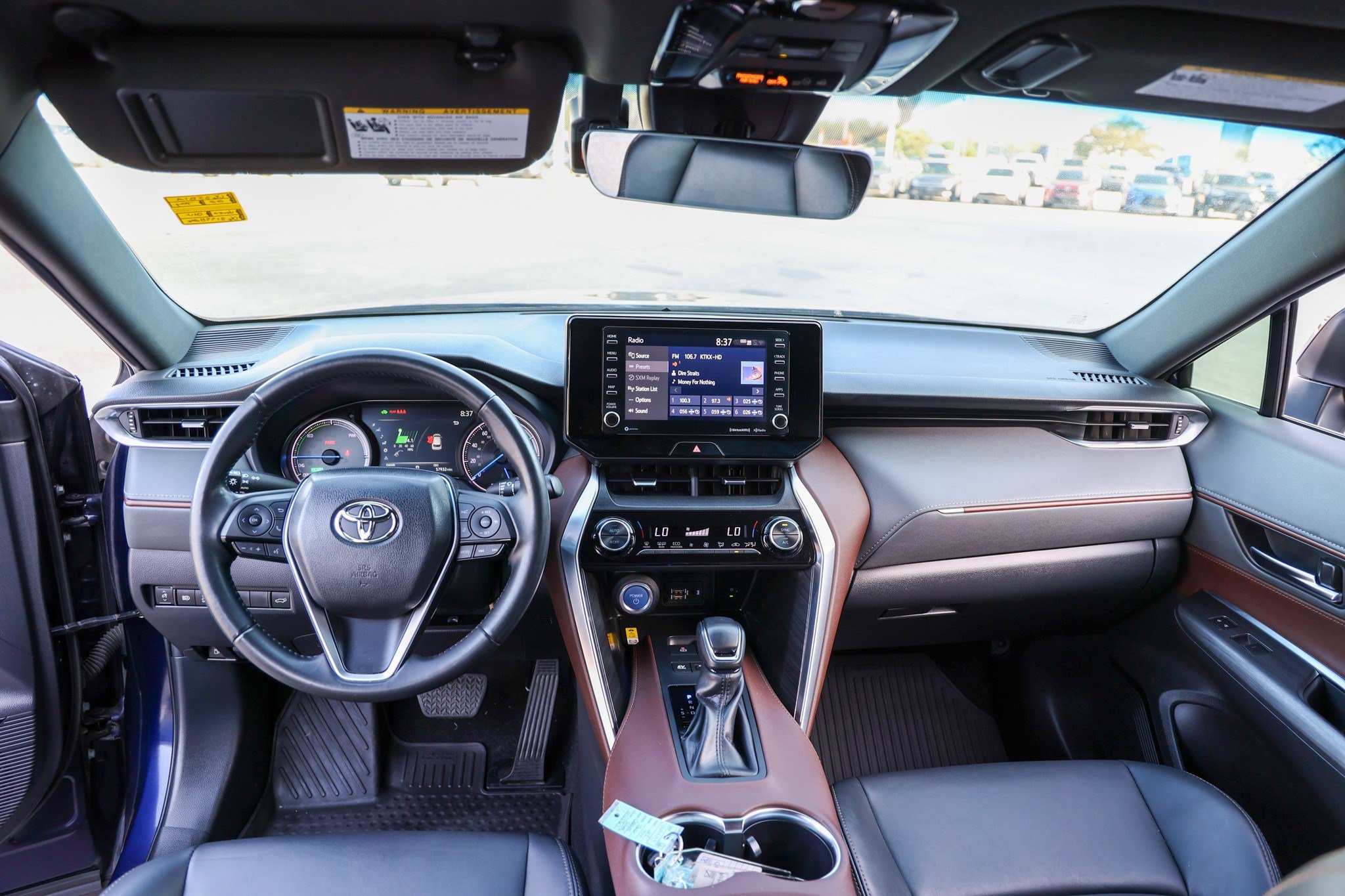 Certified 2022 Toyota Venza XLE AWD/4WD image 44