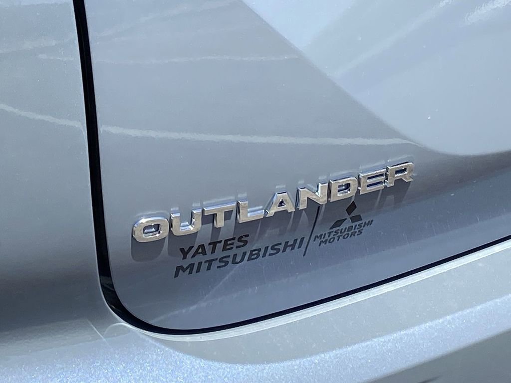 New 2026 Mitsubishi Outlander SE FWD image 29