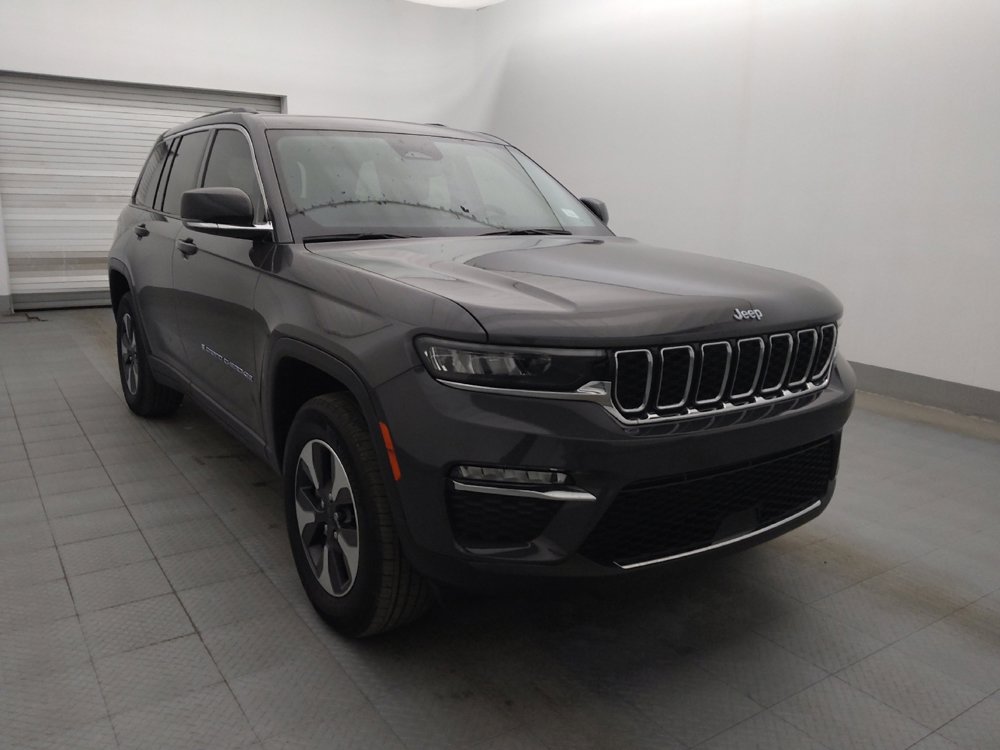 Used 2022 Jeep Grand Cherokee Limited 4xe image 13
