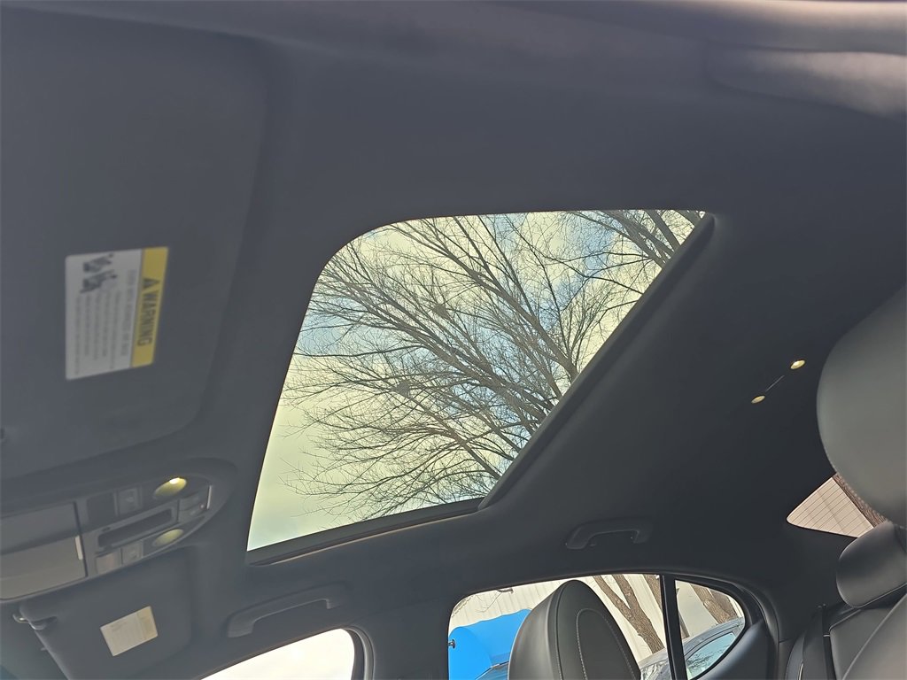 Used 2020 Genesis G70 3.3T w/ Sport Package image 29