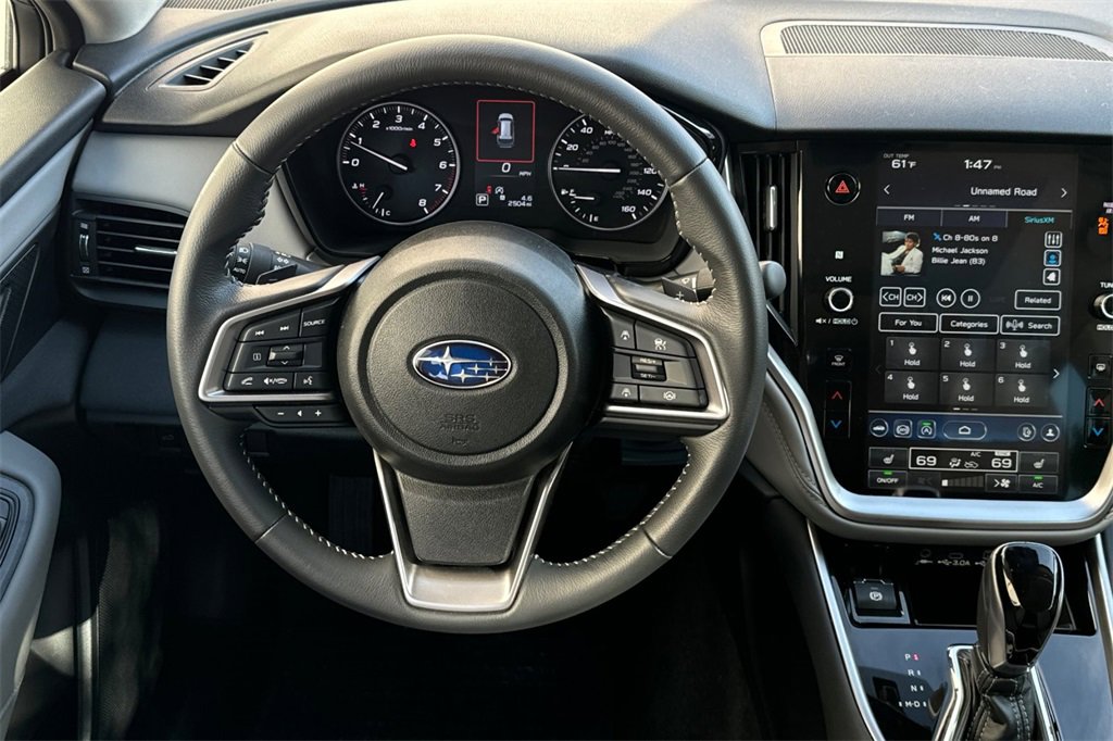 Used 2025 Subaru Outback Premium w/ Popular Package #1A image 14