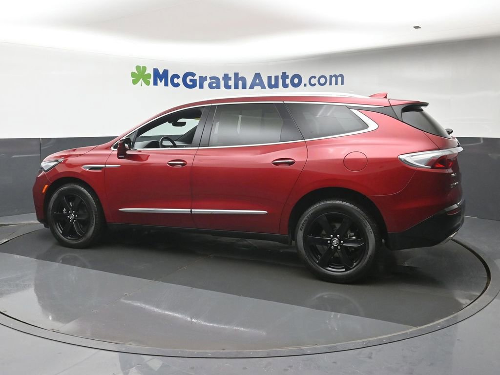 Used 2024 Buick Enclave Essence w/ Sport Touring Edition image 18