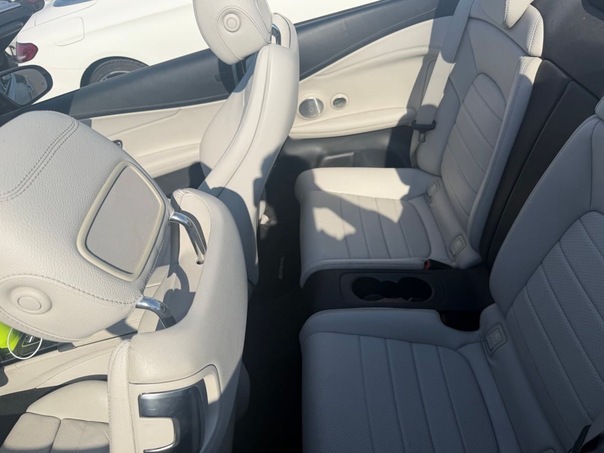 Used 2017 Mercedes-Benz C 300 4MATIC Cabriolet image 7