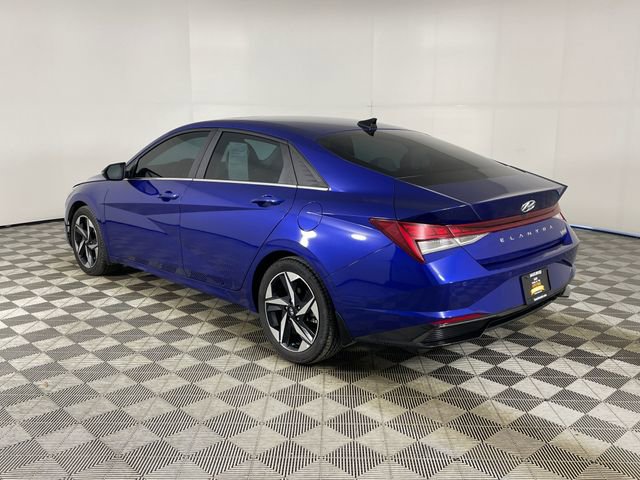 Used 2023 Hyundai Elantra Limited image 24