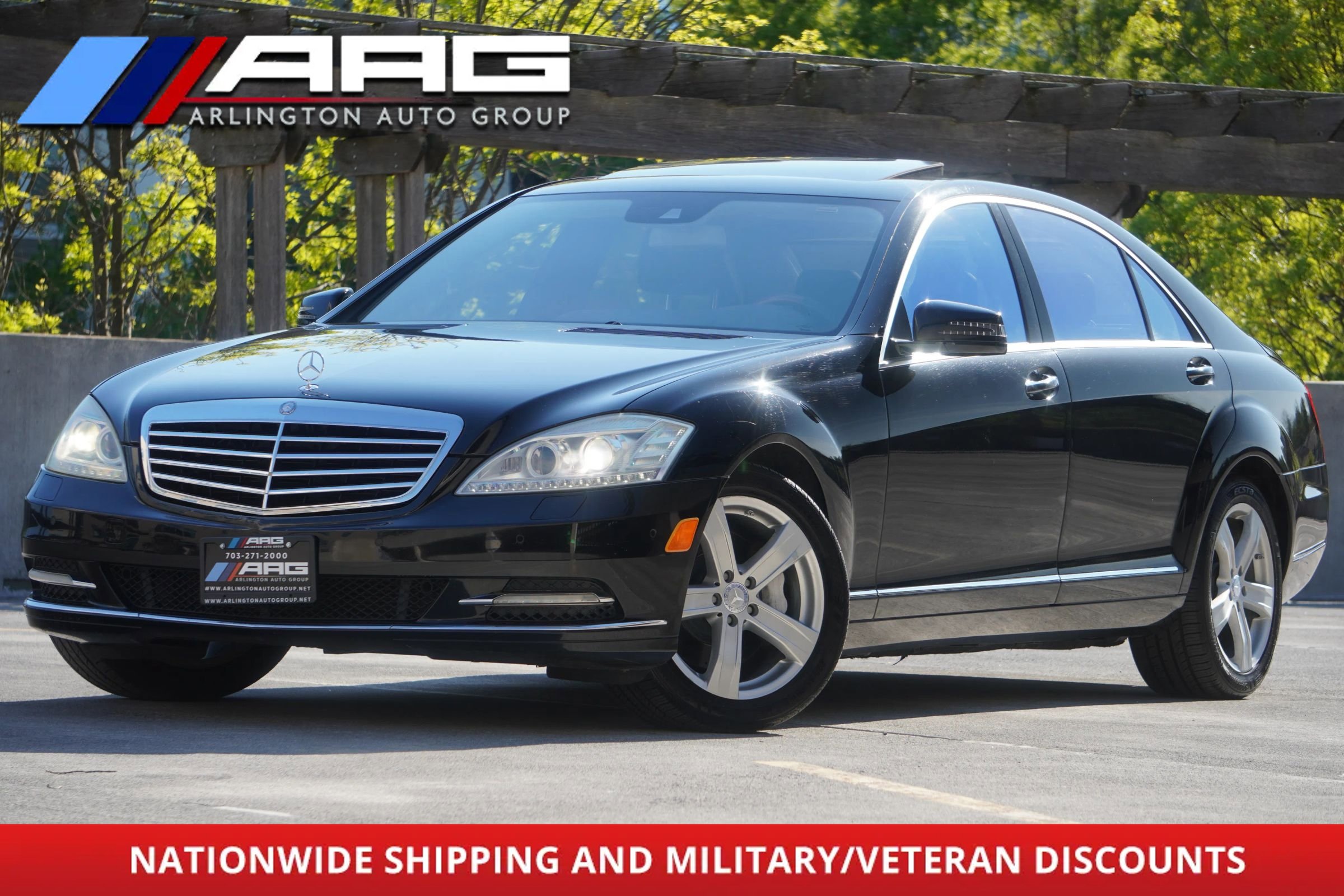 Used 2010 Mercedes-Benz S 550 4MATIC image 1