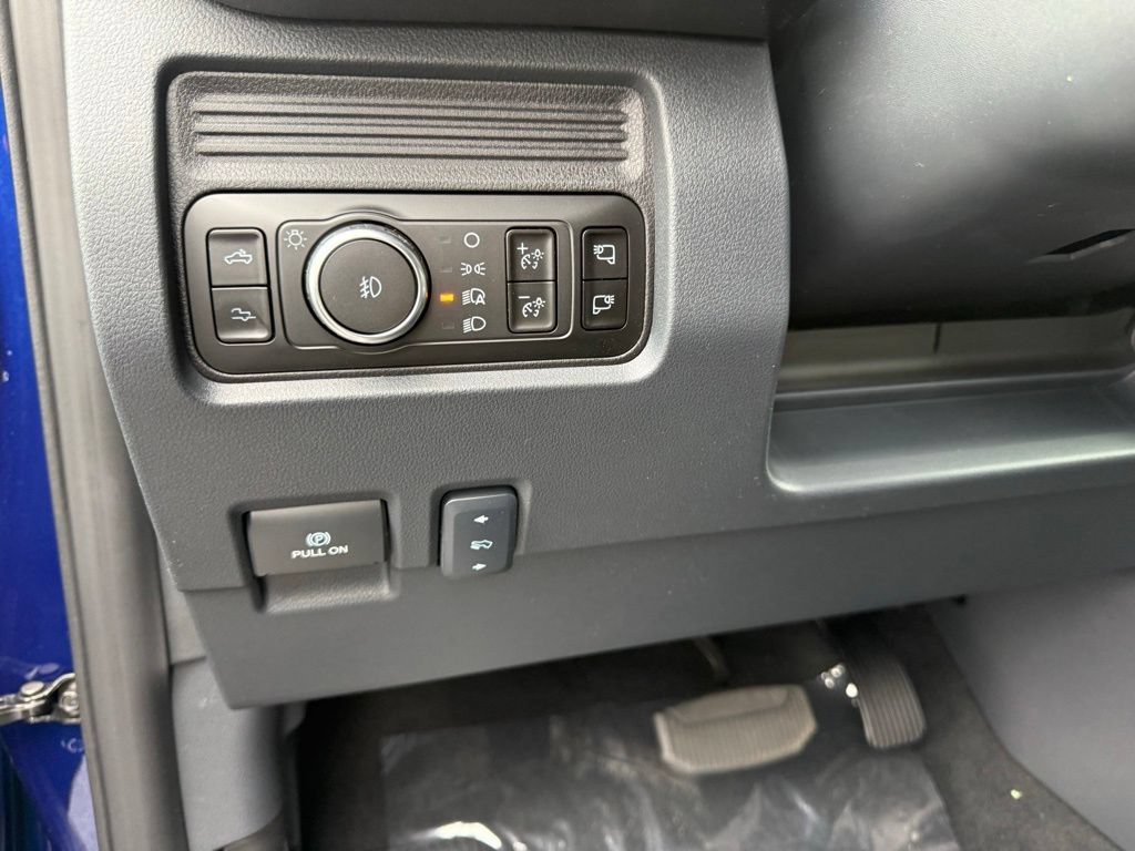 New 2026 Ford F250 Platinum AWD/4WD image 18
