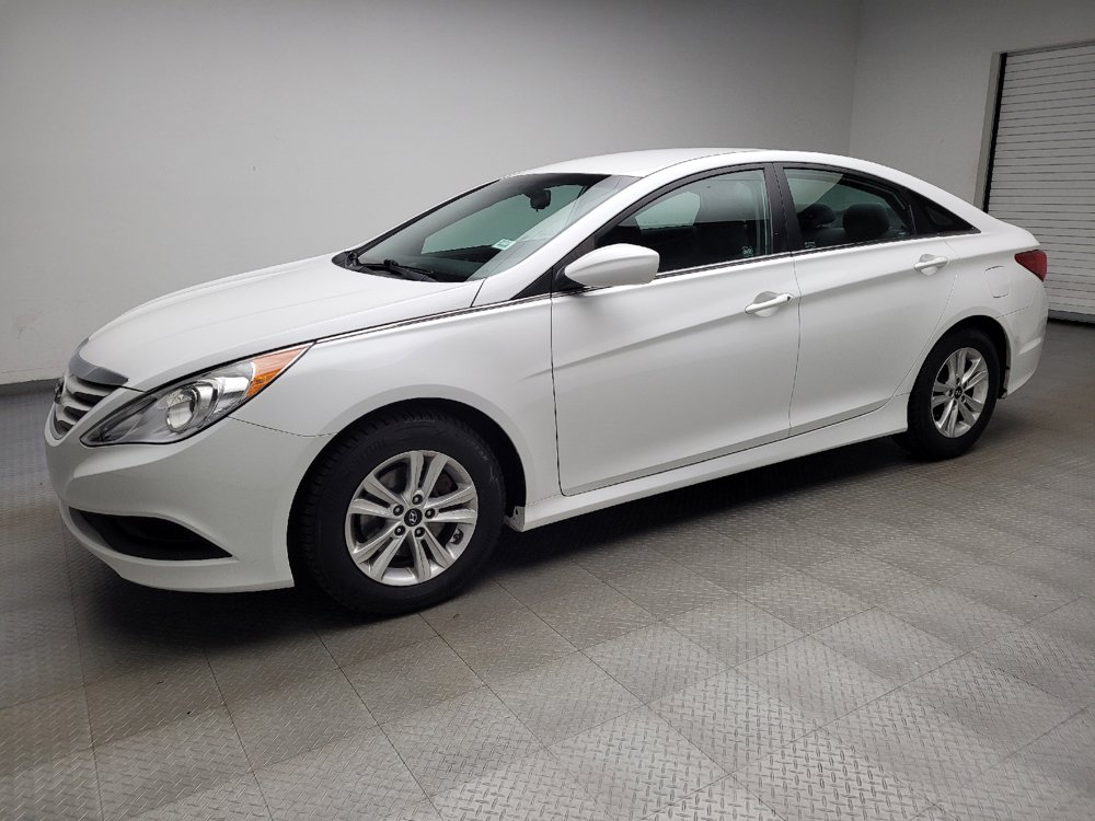 Used 2014 Hyundai Sonata GLS FWD image 2