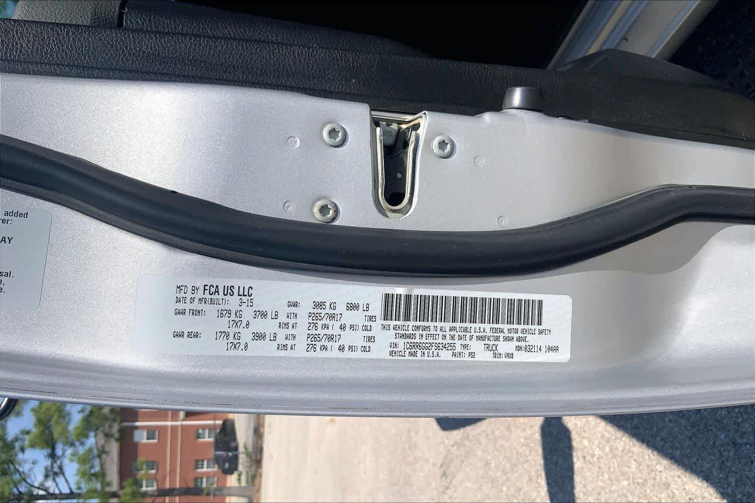 Used 2015 RAM 1500 Classic SLT RWD image 36