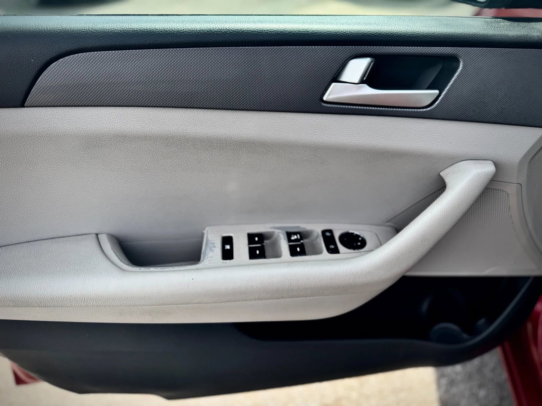 Used 2016 Hyundai Sonata SE image 18