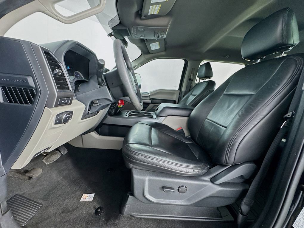 Used 2022 Ford F250 XLT w/ Black Appearance Package image 15