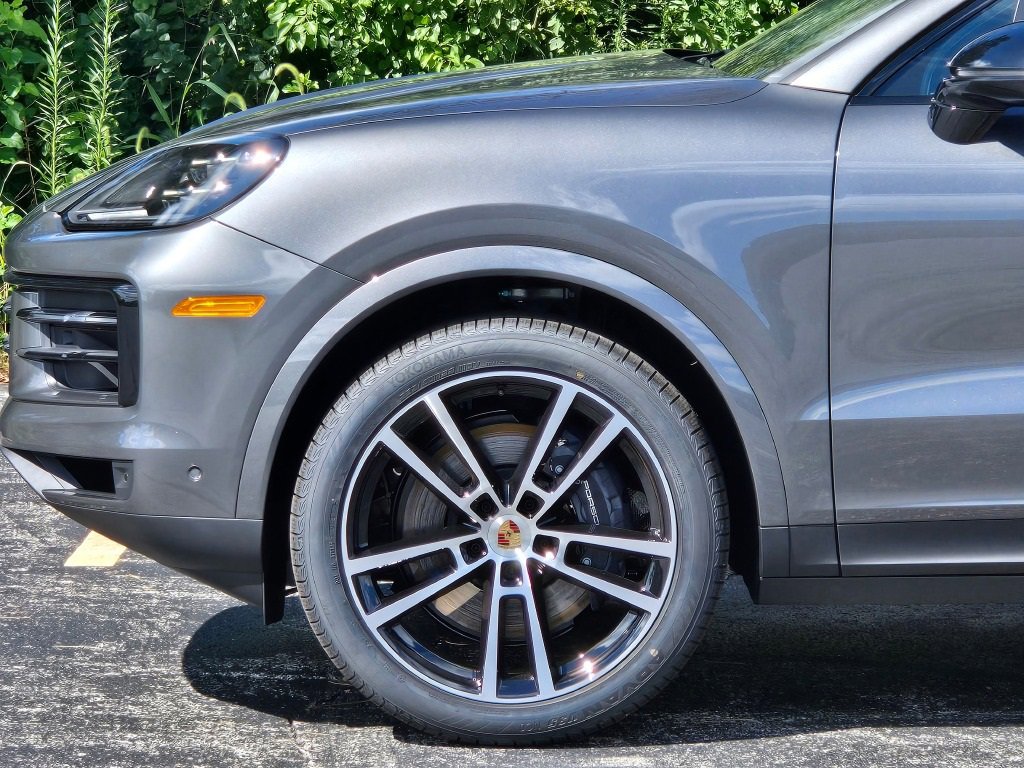 New 2026 Porsche Cayenne Coupe image 13