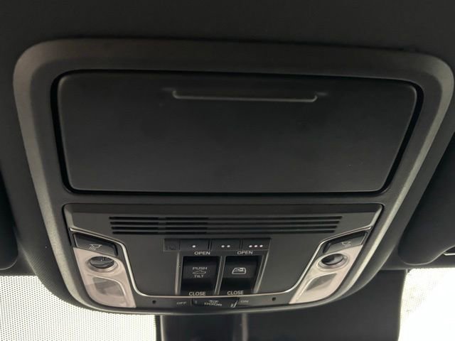 Used 2017 Honda Ridgeline Black Edition image 34