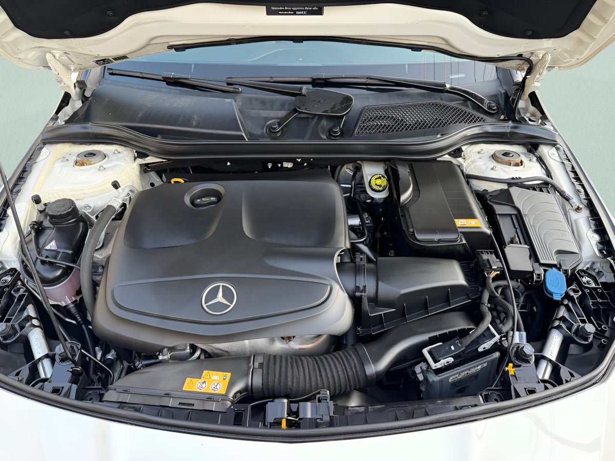 Used 2016 Mercedes-Benz CLA 250 4MATIC image 21