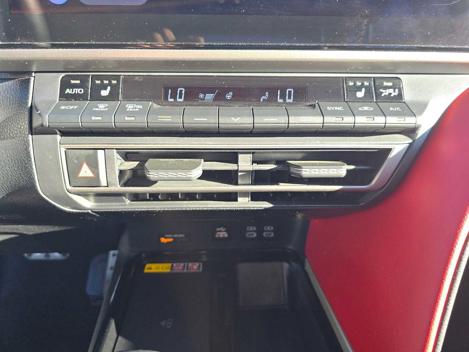 Used 2025 Toyota Camry XSE image 29