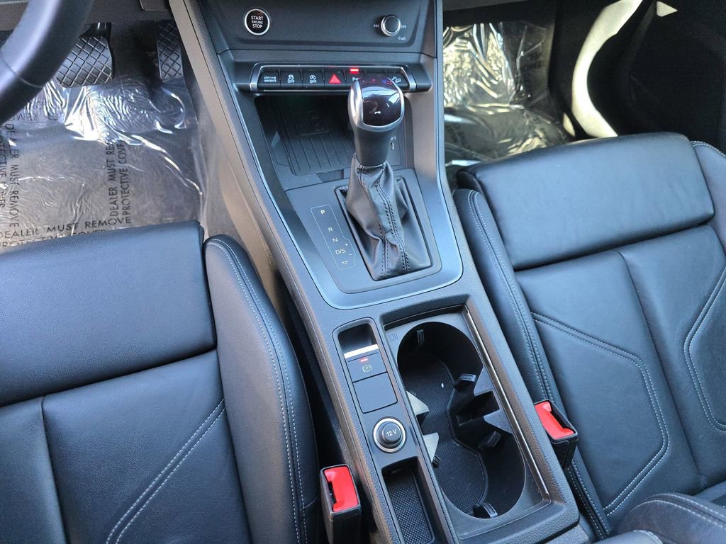 Certified 2024 Audi Q3 2.0T Premium Plus image 28