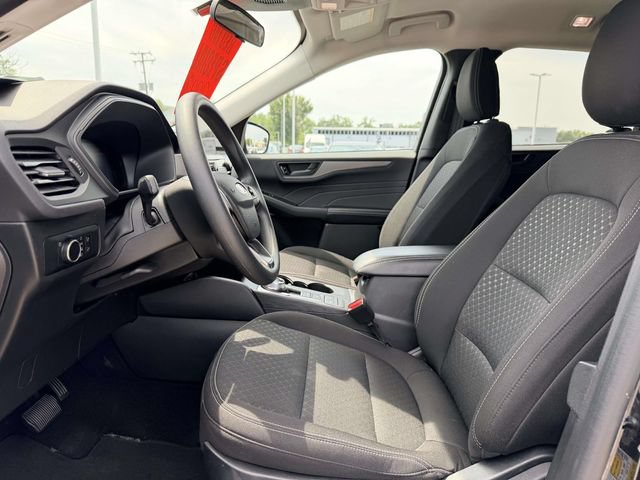 Used 2025 Ford Escape Active AWD/4WD image 16
