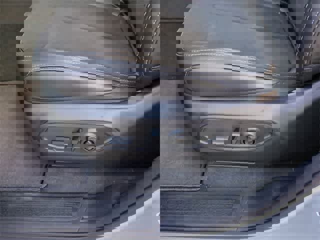 New 2025 Jeep Grand Cherokee L Altitude image 18