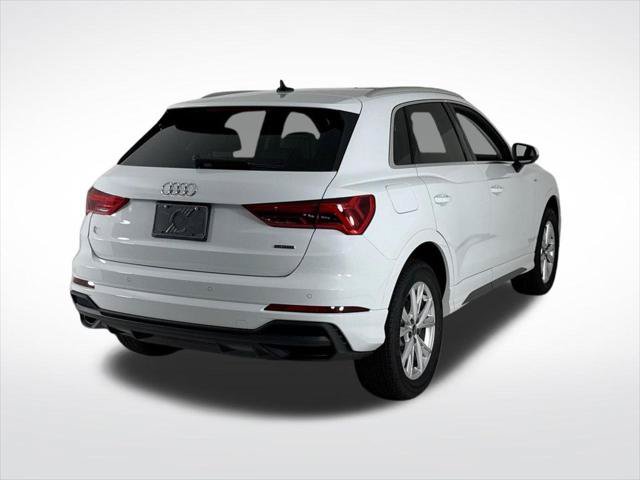 Certified 2025 Audi Q3 2.0T Premium AWD/4WD image 5