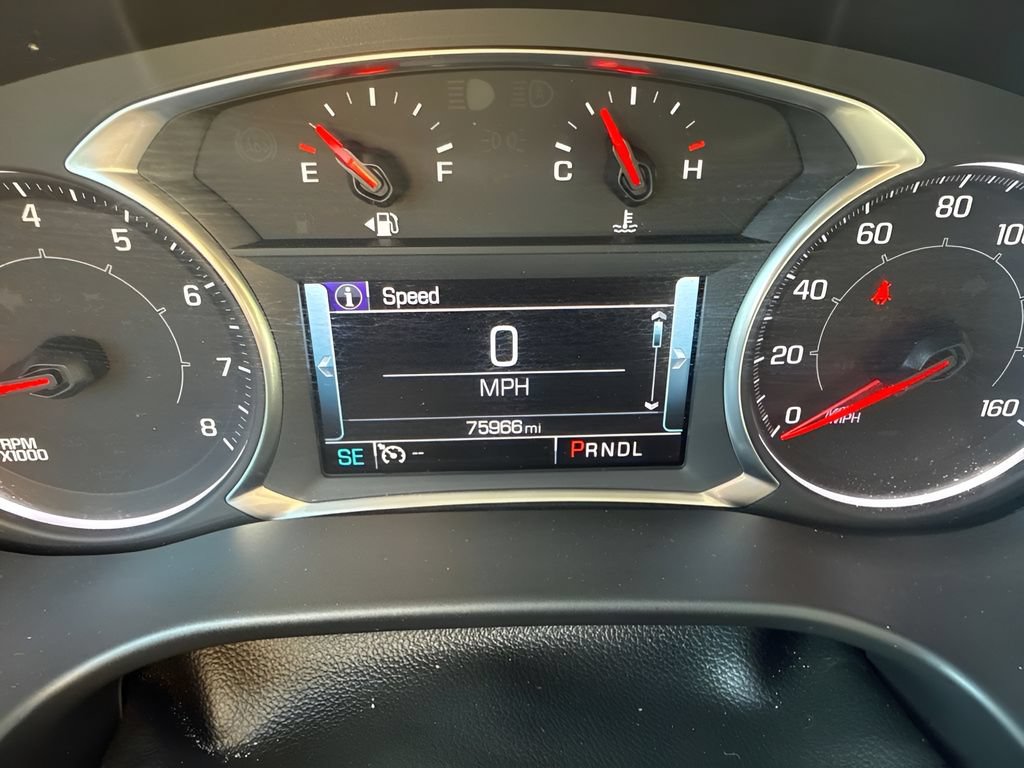 Used 2017 GMC Acadia SLT AWD/4WD image 29