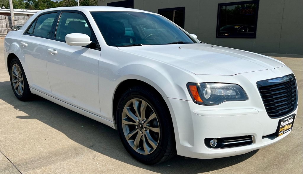 Used 2014 Chrysler 300 S