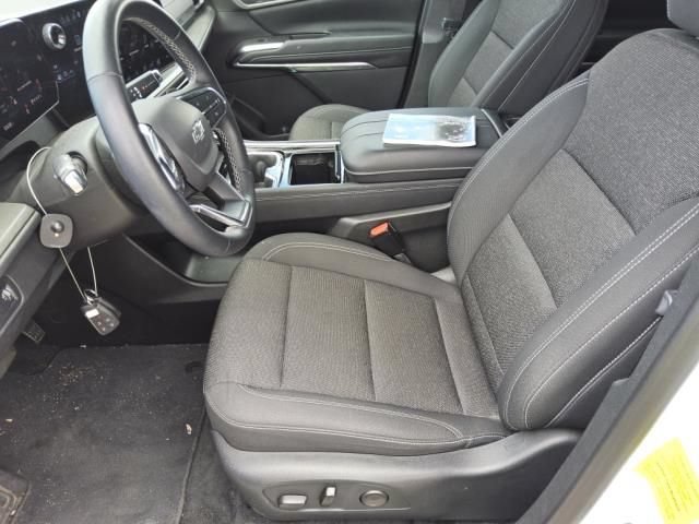 Used 2024 Chevrolet Traverse LT w/ Midnight/Sport Edition FWD image 8