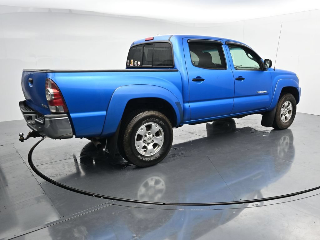Used 2011 Toyota Tacoma 4x4 Double Cab w/ SR5 Pkg #2 image 8