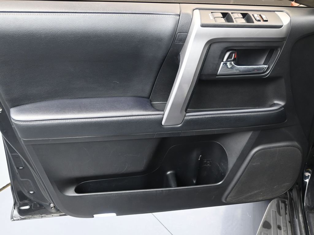 Used 2021 Toyota 4Runner SR5 Premium image 12