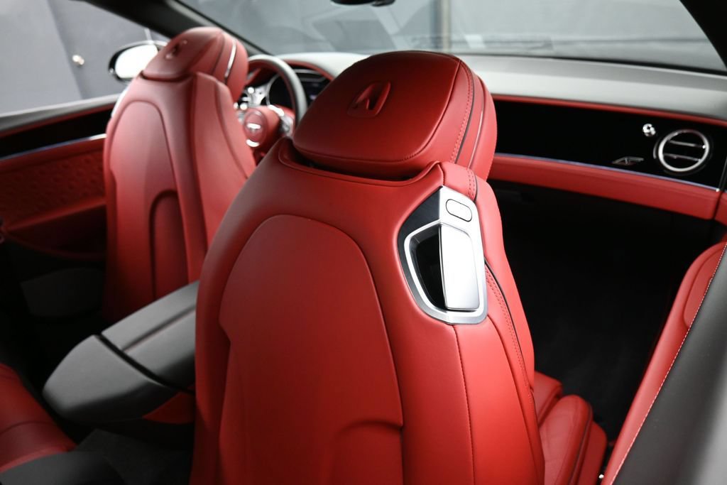 Certified 2023 Bentley Continental GT V8 AWD/4WD image 24