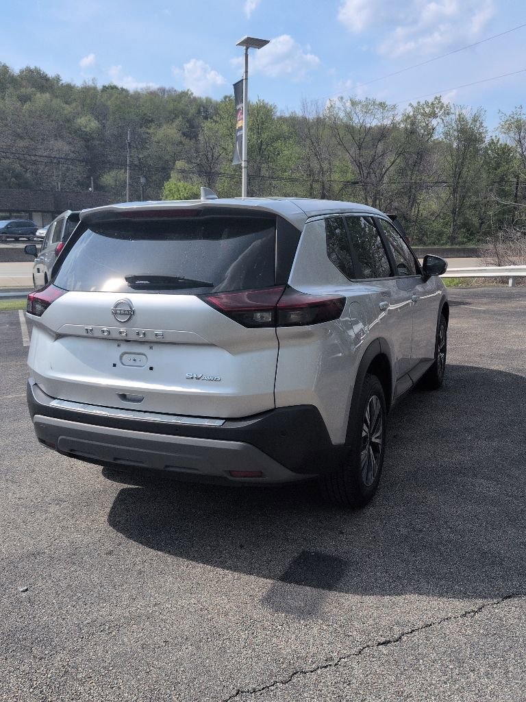 Used 2023 Nissan Rogue SV AWD/4WD image 8