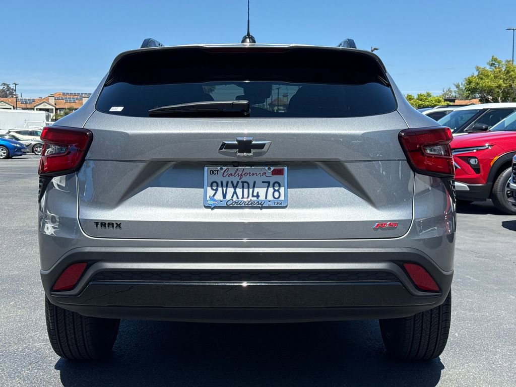 Used 2026 Chevrolet Trax RS image 8