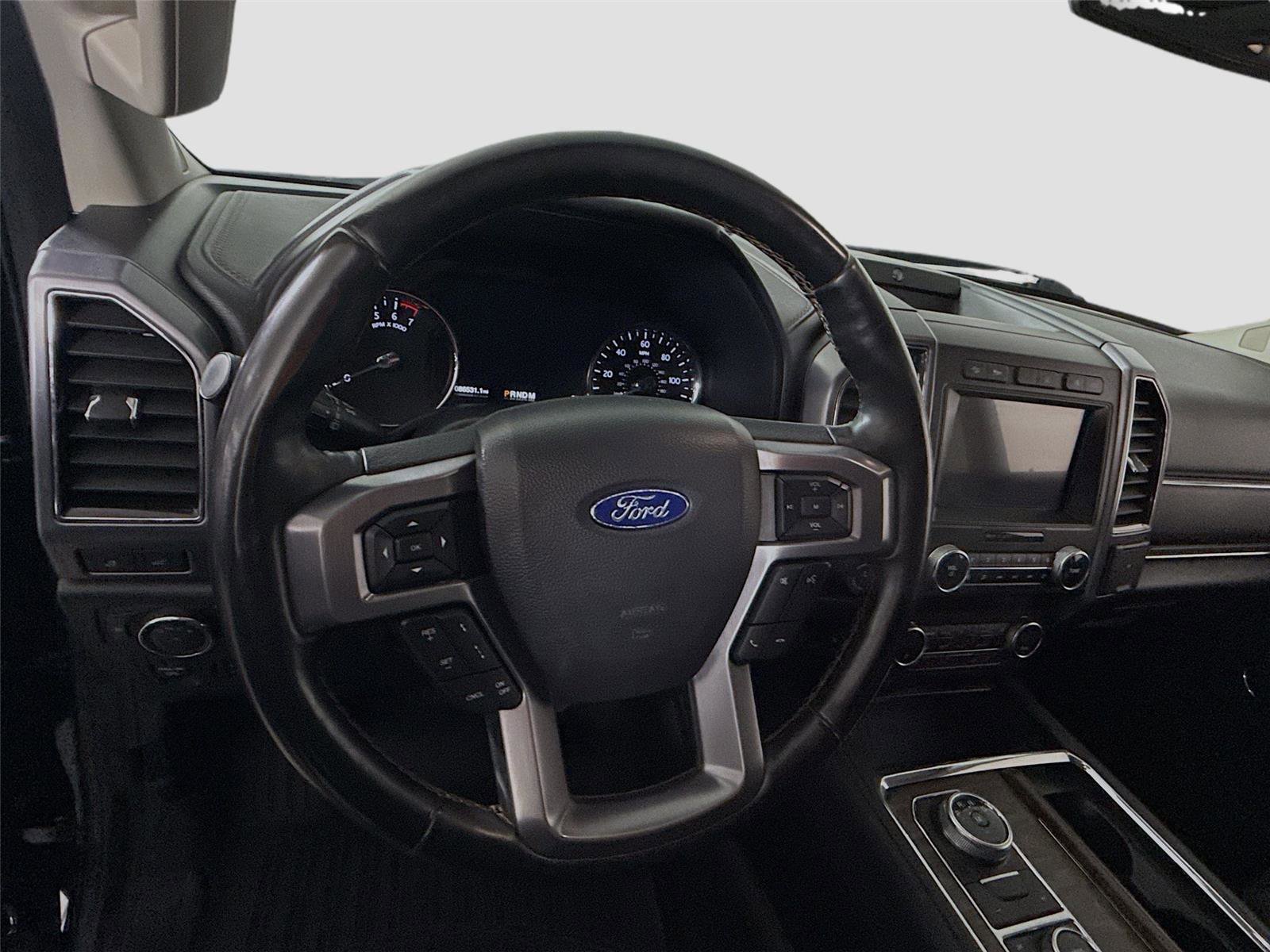 Used 2019 Ford Expedition Platinum image 5