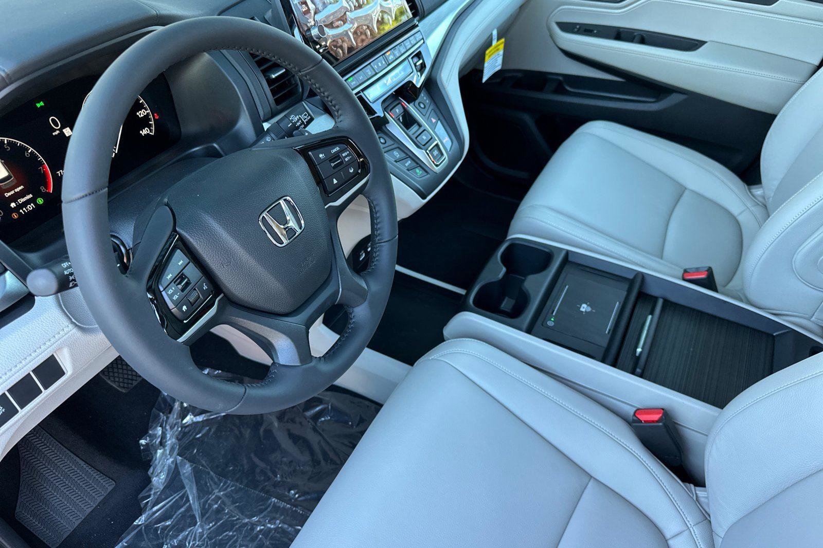 New 2026 Honda Odyssey EX-L image 10