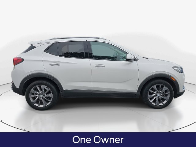 Used 2023 Buick Encore GX Essence w/ Experience Buick Package FWD image 3