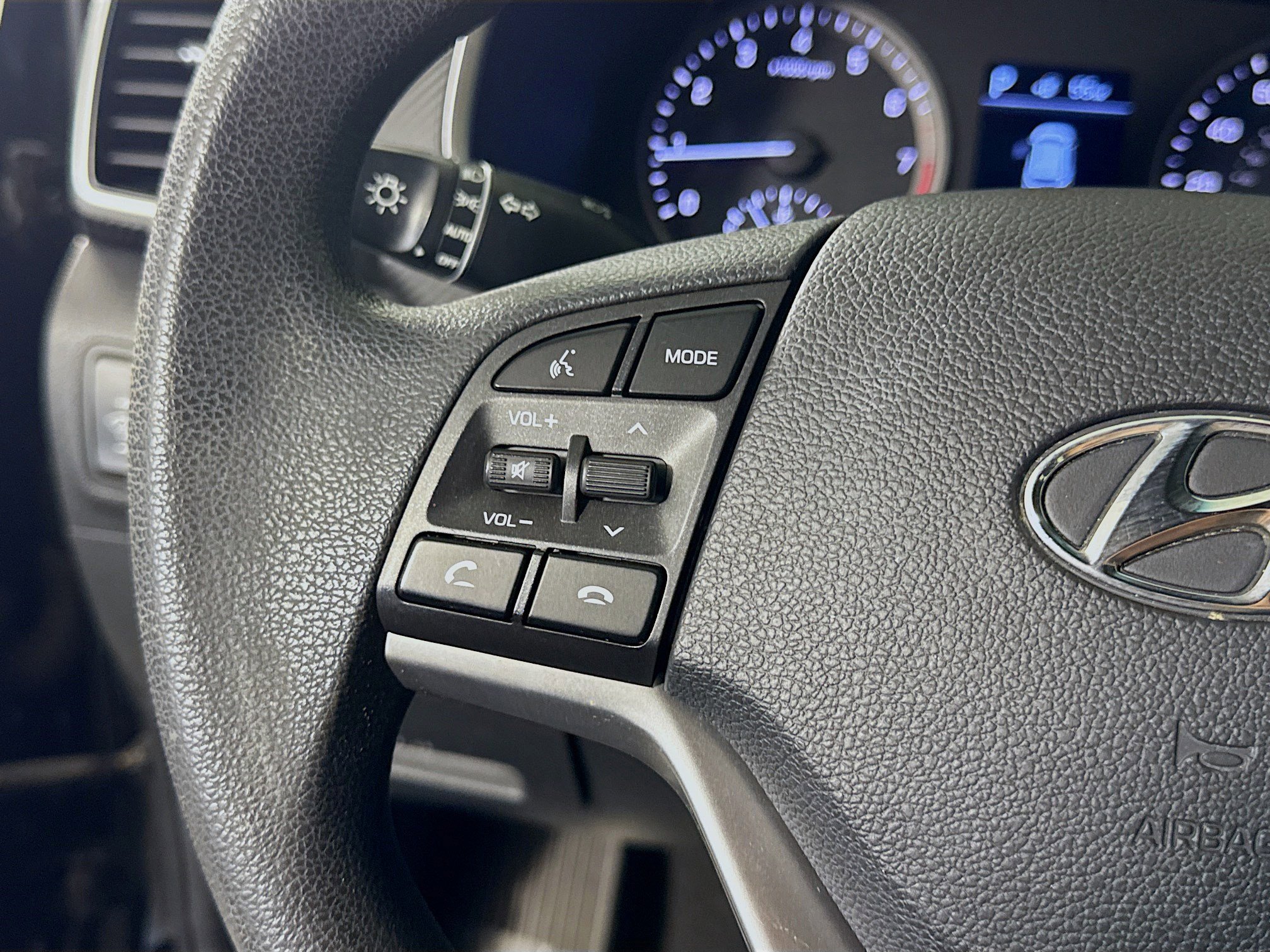 Used 2020 Hyundai Tucson SE image 14