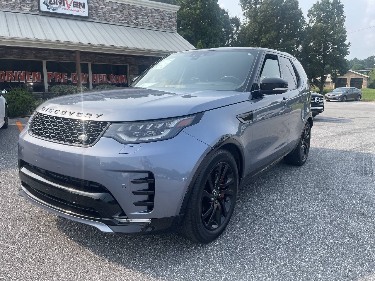 Used 2019 Land Rover Discovery HSE AWD/4WD image 4