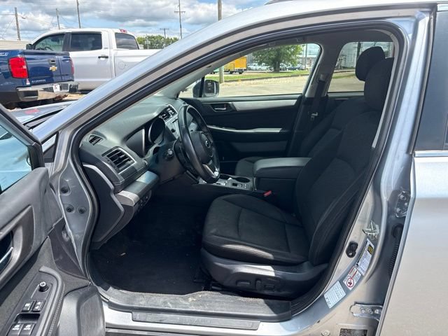 Used 2018 Subaru Outback 2.5i Premium AWD/4WD image 9